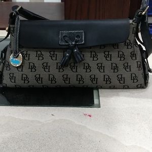 DOONEY & BOURKE TOTE PURSE